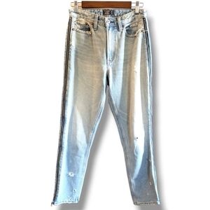 Abercrombie & Fitch Annie Highrise Girlfriend Jeans 27 4R Zipper Legs Light Wash
